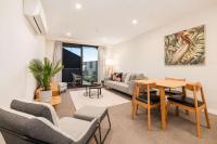 Convenient City Pad - 2BR Laundry Sleeps 5 - B&B Christchurch