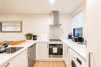 2BR in Salisbury with Garden Retreat - Ferienwohnung Christchurch