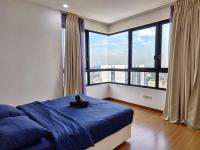 I-Suite, I-City Shah Alam 2R2B # Free Wifi , Parking, High Floor, Stay up to 6 Pax by The Treez Suites - B&B Shah Alam