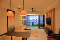 Beach Front Merissa Services Suite by Rimba Hill - B&B Pantai Cenang