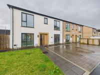 Harveys Yard by Signature Stays, Hayle Modern Coastal Home, Sleeps 7 - Bed and Breakfast Hayle