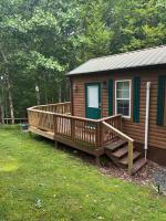 Scenic Mountain Retreat, Dog Friendly, Deck - B&B Boone