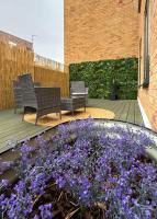 Contemporary Hoxton 2 Bedroom 2 Bathroom Apartment With Roof Terrace Near Shoreditch - Chambres d'hôtes Londres