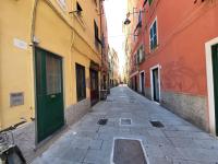 Brand New One Bedroom Apartment near Brignole Train Station & City Center - Ferienwohnung Genua