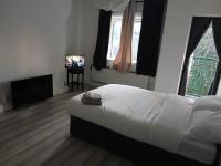 Avery Hill Short Stay Apartment - Bed and Breakfast Welling