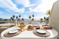 Luxury, Frontline Burriana Beach, Nerja - B&B Nerja