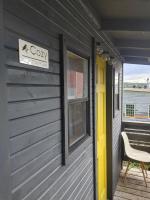 Cozy Tree House - B&B Saint John