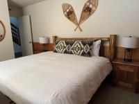 RR-Edgewater 10 - B&B June Lake