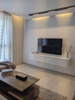Luxury Apartment - 2 bedroom 2 bathroom 5 mins walk from Corniche, Mall and Station - Families Only - Ferienwohnung Tanger