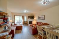 Waterfront Condo w/ Cove View on Smith Mtn Lake - B&B Huddleston