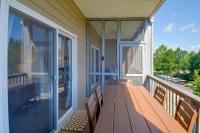 Waterfront Condo w/ Cove View on Smith Mtn Lake - B&B Huddleston
