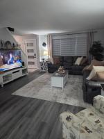 John Boxtel Retreat A One of a Kind Getaway - Bed and Breakfast Napanee
