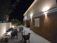 Vila Knežević - Bed and Breakfast Podgorica