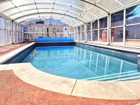 NEW - Heated Pool - Wellness Annexe with Sauna - Ferienwohnung Orpington
