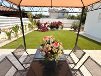 Bungalow House Kiti, seaside - B&B Kiti, Cyprus