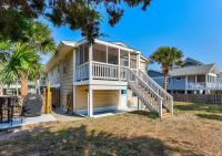 Surf Haus by Carolina Beach Realty - B&B Carolina Beach