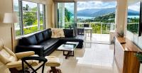 Apartamento de 2 dormitorios con vistas al agua