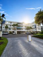 This could be your view every night of your stay!! Cozy, comfy remodeled condo! - B&B Tampa
