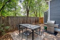 Walnut Porch Cozy Historic Home Near OCC - B&B Colorado Springs