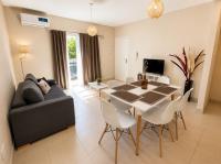 Moderno y amplio Departamento con cochera - Ferienwohnung Mendoza