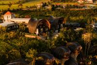 Sunset Palms Bamboo Luxury Villas - B&B Tambakboyo