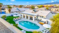 Tropical Playhouse - Pool, Spa, Golf, Game Room - B&B Lake Havasu City