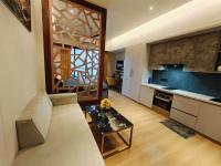 Luxurious balcony studio with city view - Chambres d'hôtes Ghaziabad