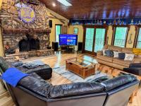 Sweet Retreat: Lodge and Event Venue - B&B Hico