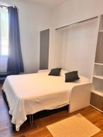 Doppel- oder Zweibettzimmer