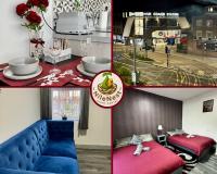 Stylish Burgundy Escape In The Heart Of City - B&B Birmingham