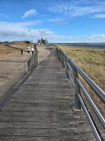 SeaBeach View coastal path Apartment Ground Floor with opening patio doors - B&B Llanelli