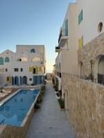 NooN Properties Santorini by PikHost - B&B Palasë