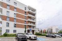 Harmony Park Inviting Apartment by BookingHost - B&B Chorzów
