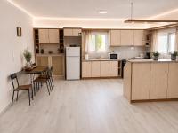 Manos house 15 minutes from the airport - B&B Artémida