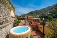 Casa di Trilly - Garden and Hot Tub - B&B Maiori