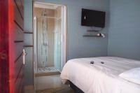 Poblars Guest House - B&B Johannesburg