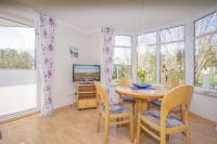 Haus Rügensonne, App 02 - Bade- & Erlebniswelt täglich inklusive - B&B Ostseebad Baabe