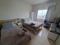 Apart próximo a Unimed, Catedral e HSA com 2 quartos com 2 ARES e garagem - B&B Santo Ângelo