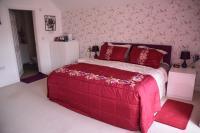 Spacious Luxury Room - B&B Brixham