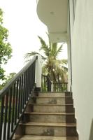 Sambo White House Hikkaduwa - 5BD Entire Villa - B&B Galle