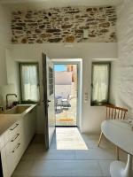 NeSi Cycladic Living - B&B Áno Sýros