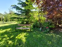 Quiet attic Apartment with large Garden near Vienna - B&B Purkersdorf