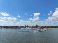 FeWo in bester Altstadtlage inkl Parkplatz - Bed and Breakfast Stralsund