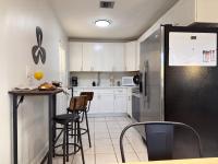 NEW Casa Vela 4 car parking 15 min to FTL Games - B&B Miami Gardens