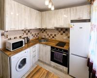 Ауэзова 49б, 2х комнатная - B&B Ust-Kamenogorsk