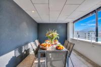 Urban Maggiolina Sunset with Terrace & Mountain Views - Happy Rentals - B&B Locarno