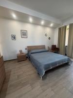 ResidenTillo-Private EnSuite Rooms - Ferienwohnung Vercelli