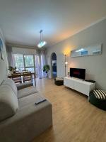 2BR Estoril Apartment - Near Estoril Beach & Cascais - Sleeps 4 - B&B Estoril