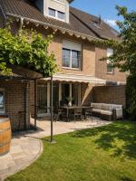 Modernes Ferienhaus, Sauna & Partyraum zubuchbar - Ferienwohnung Neuss