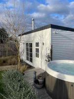 Little Toot - B&B Carterton